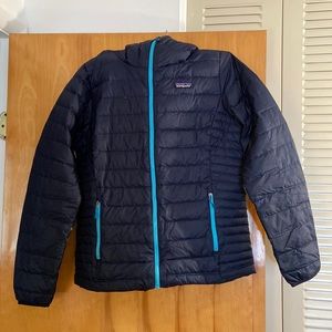 Patagonia navy w teal lining down hooded jacket Size Large